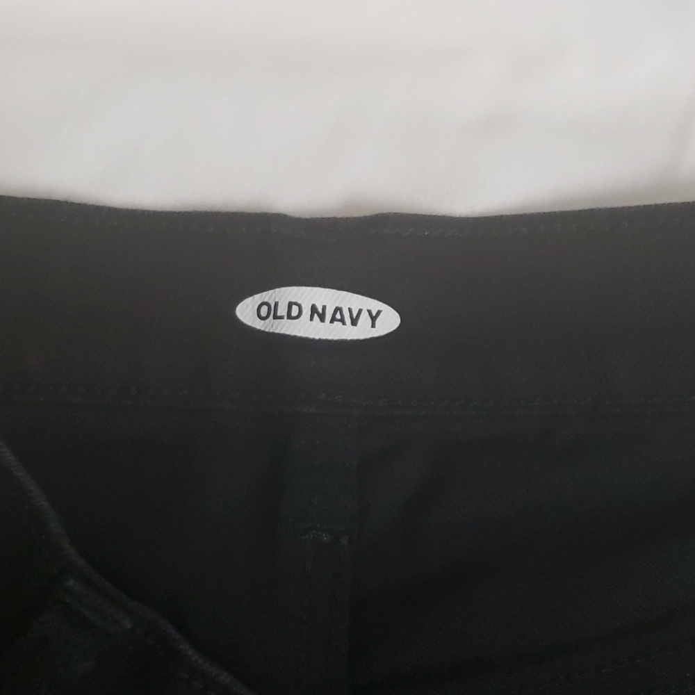 Shorts - Picture 4 of 4